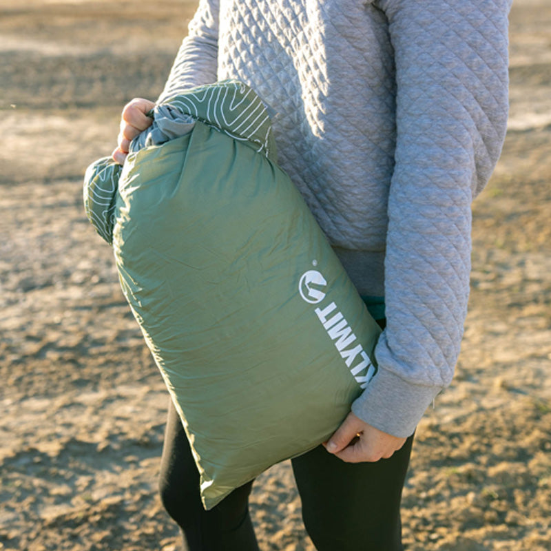 Klymit_DriftPillow_REG_Green_12DRGR01C_LS04_2000x1333_e9c092cf-598f-4e8a-b57d-201c864a480c.jpg