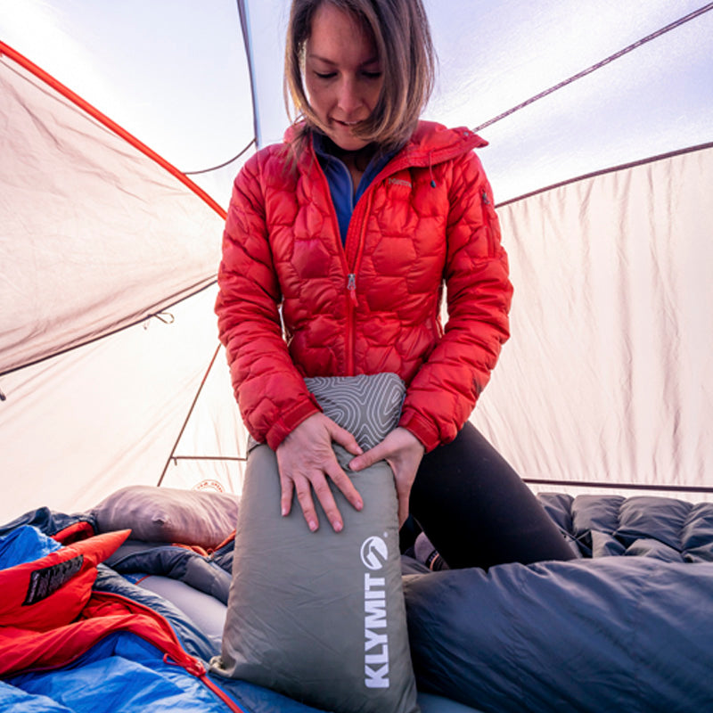 Klymit_DriftPillow_REG_Green_12DRGR01C_LS35_2001x3000_0afc4d88-6526-4408-83c1-ca2f7ba424a7.jpg