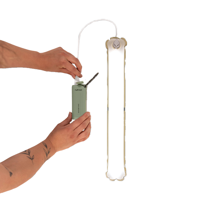Klymit_Everglow_LightTube_REG_17EVGR01C_On_Power_Hands_2000x2000_557fcf95-4181-493b-9f76-f2f564b1eda4.png